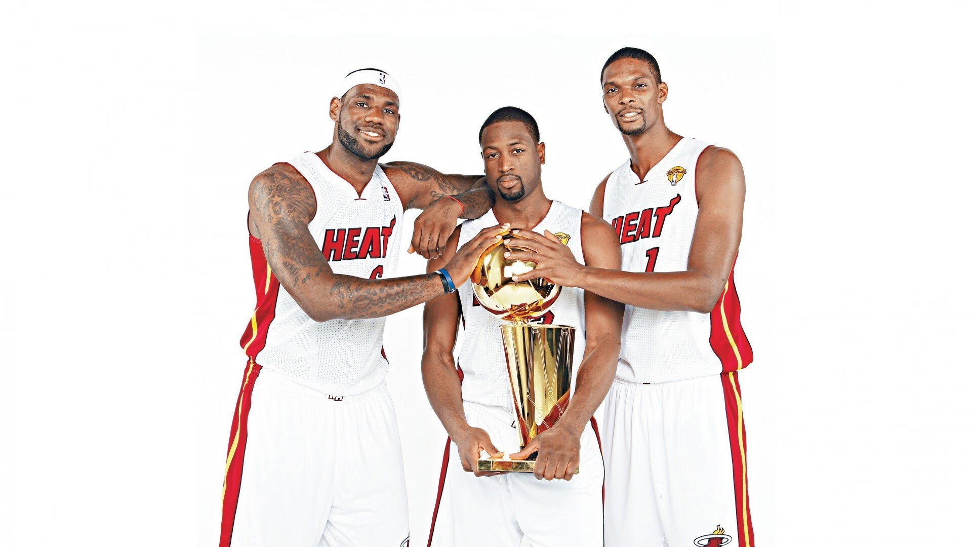 “天气考验：暴雨、雪雾的生死瞬间”，天气预报的暴雨